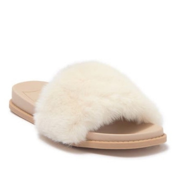 Dolce Vita Mochi Cream Fuzzy Comfy Soft Slip On Slide Sandals - Picture 1 of 9